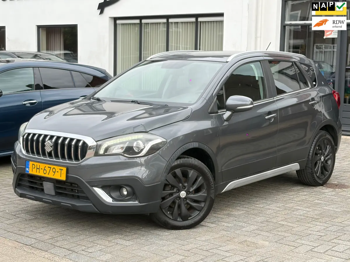 1.0 Boosterjet Exclusive, Stoelverwarming,Navigatie,Trekhaak,Achteruitrij camera