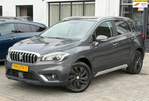 1.0 Boosterjet Exclusive, Stoelverwarming,Navigatie,Trekhaak,Achteruitrij camera