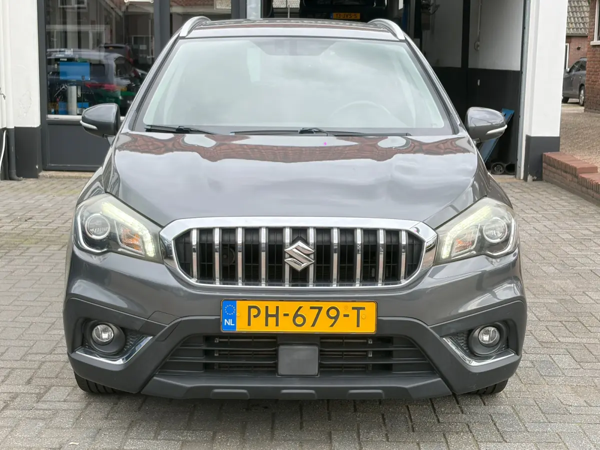 1.0 Boosterjet Exclusive, Stoelverwarming,Navigatie,Trekhaak,Achteruitrij camera