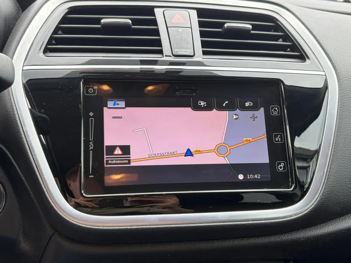 1.0 Boosterjet Exclusive, Stoelverwarming,Navigatie,Trekhaak,Achteruitrij camera