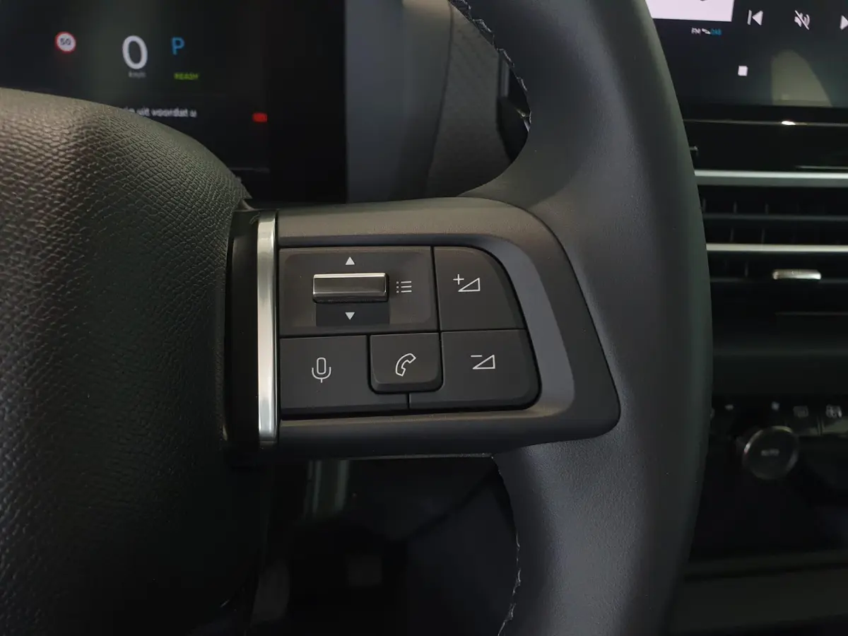 Business 156pk Extended range 54 kWh Climate Control | Verwarmde Voorstoelen | Voorruit Verwarmd | Full Map Navigatie | Apple Carplay / Android Auto | Bekleding Half Leder | Direct uit Voorr