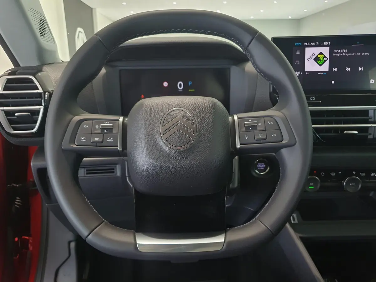 Business 156pk Extended range 54 kWh Climate Control | Verwarmde Voorstoelen | Voorruit Verwarmd | Full Map Navigatie | Apple Carplay / Android Auto | Bekleding Half Leder | Direct uit Voorr