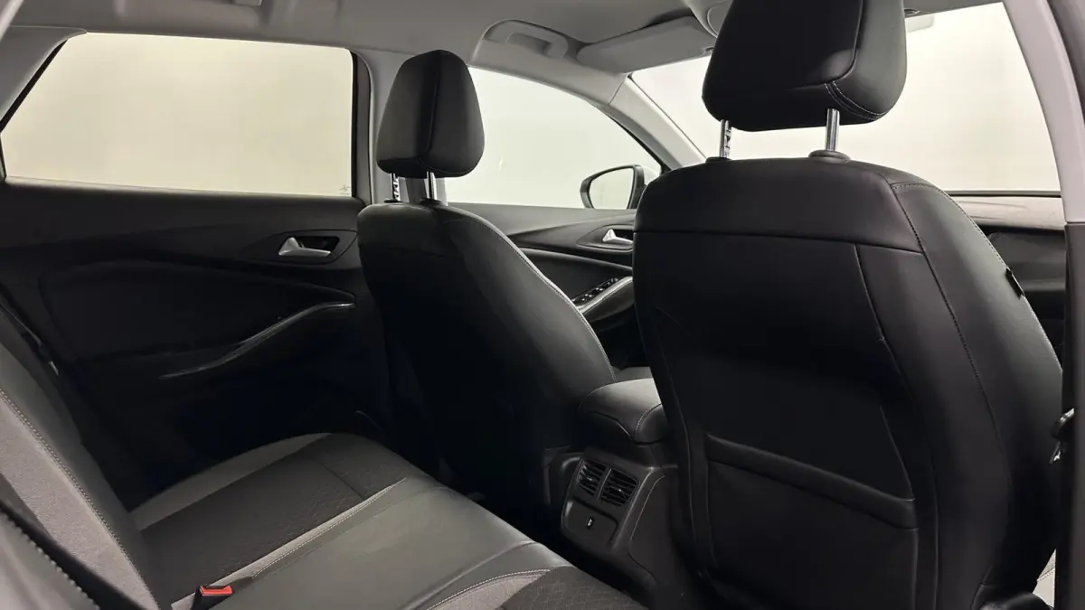 1.2 Turbo Business Elegance TREKHAAK NAVI ECC CRUISE LM.