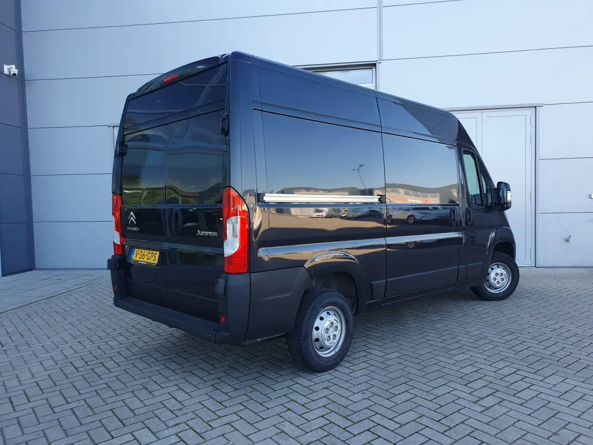 2.2 BlueHDi 120 L2H2 3.3t Ideaal voor Camper ombouw | 3-Zits | Climate Control | Full Map Navigatie | Apple Carplay / Android Auto | Cruise Control | Parkeersensoren