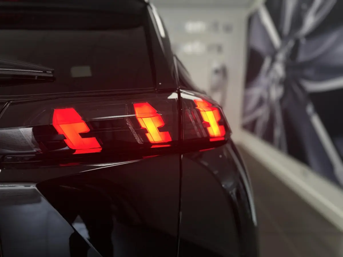 EV GT 50 kWh | Stoelverwarming | Navigatie | Keyless Entry | Apple CarPlay/Android Auto