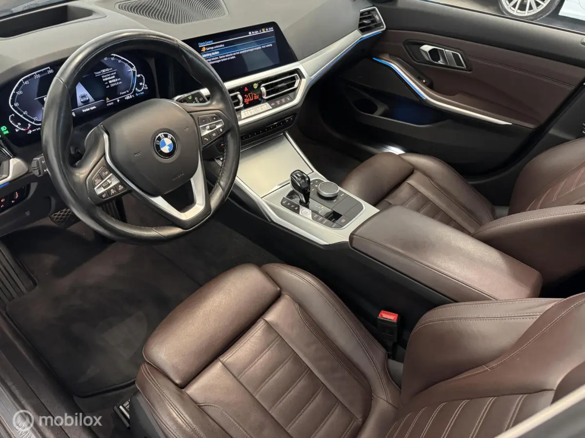 330e Sportline | Leer | HUD | Pano | ACC