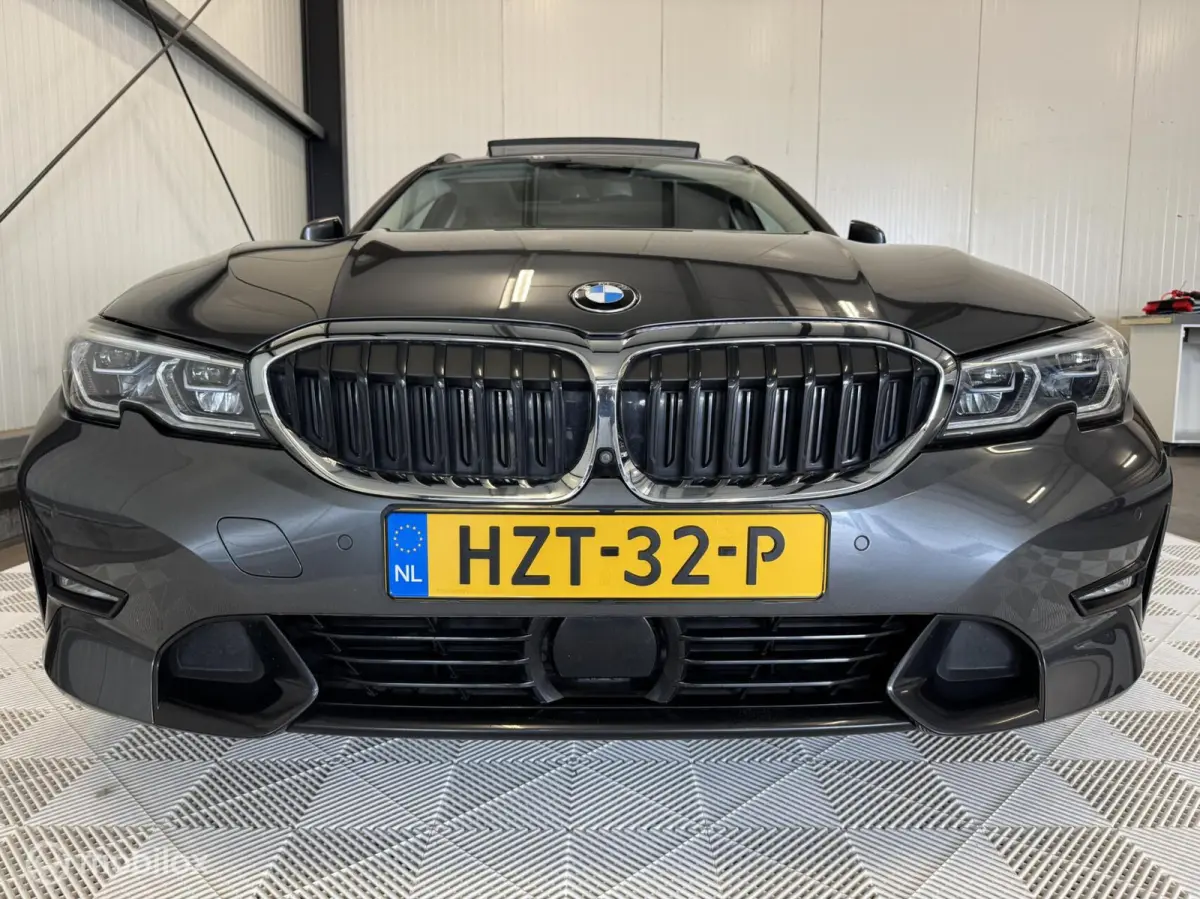 330e Sportline | Leer | HUD | Pano | ACC