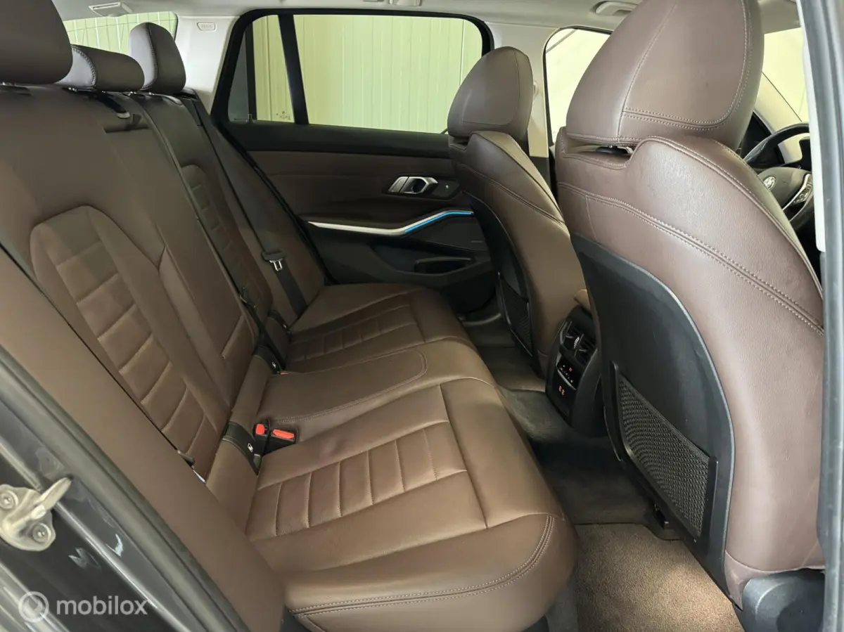 330e Sportline | Leer | HUD | Pano | ACC