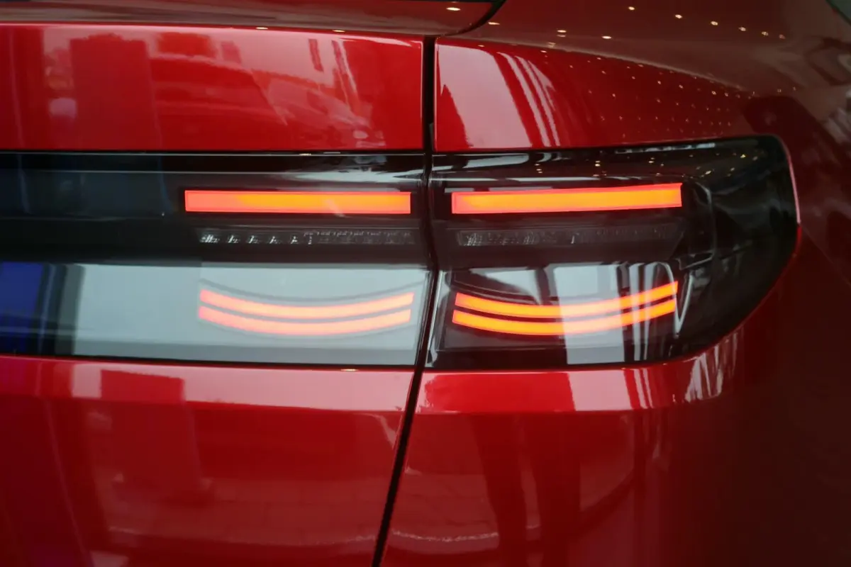 Style Standard Range RWD 52 kWh | 170PK | Voorraad | Full led koplampen | €3500 Ford voordeel | Adaptive cruise control | Parkeersensoren | Achteruitrijcamera | Apple Carplay / Android Aut