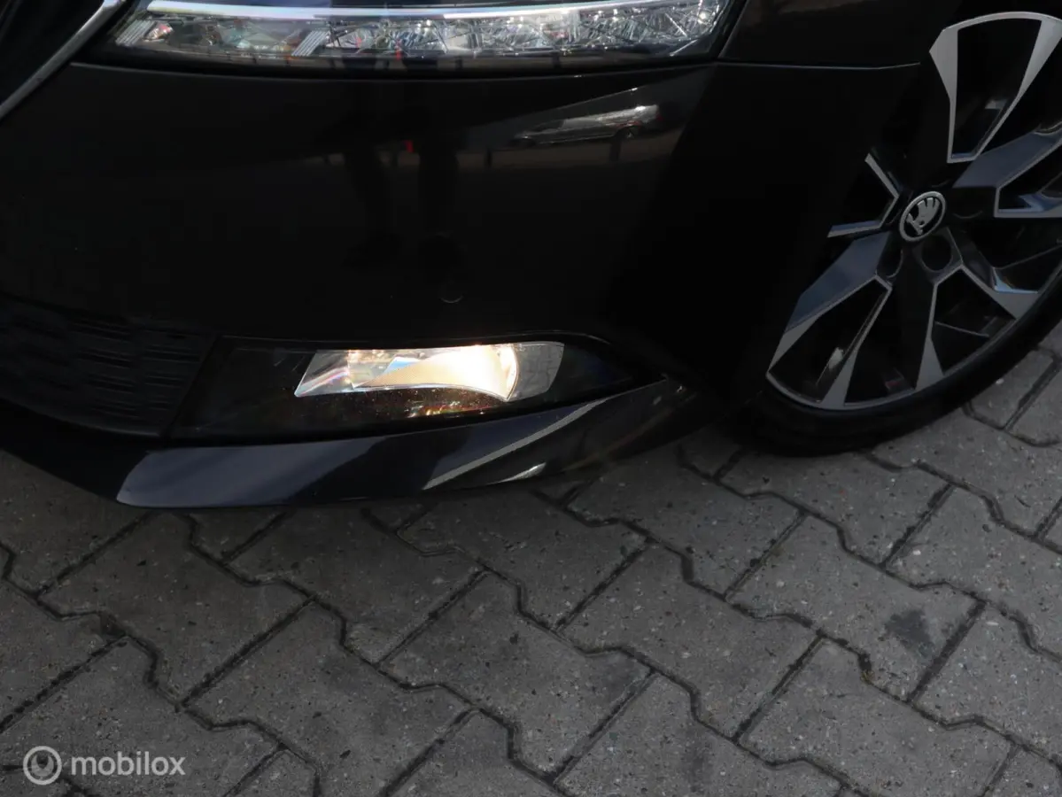 TSI 95 PK B Edition Navigatie|Stoelverw|PDC V+A|Cruise|Carplay|DAB|DonkerGlas|16''LMV