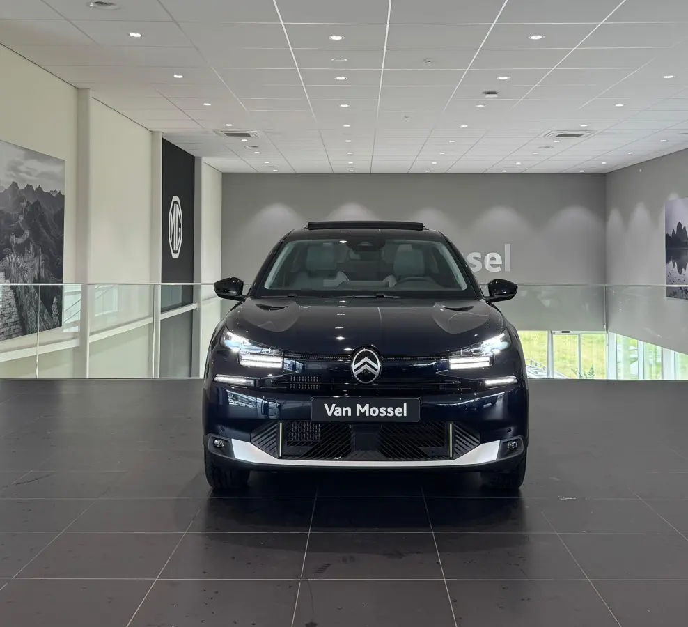 Hybrid 145pk Max Automaat | Climate Control | Full Map Navigatie | Apple Carplay / Android Auto | 360 Camera | Parkeersensoren | Stoel / Stuur Verwarming | Voorruit Verwarmd