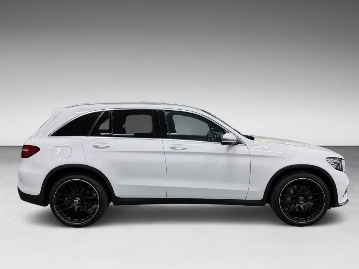 250 4MATIC AMG PANO/NAVI/LEDER/LED/CAM/ECC/PDC/CRUISE/STOEL-M///