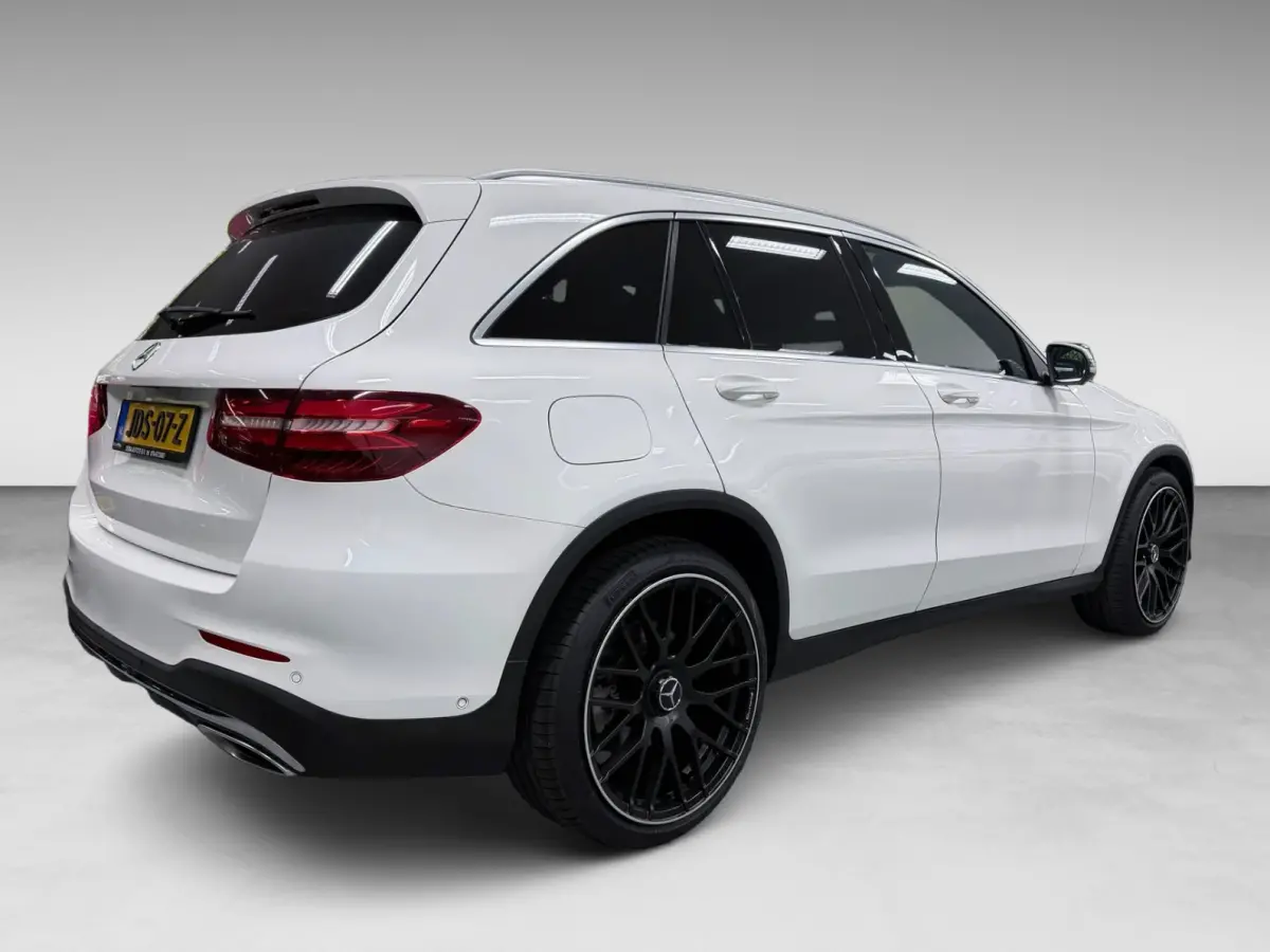 250 4MATIC AMG PANO/NAVI/LEDER/LED/CAM/ECC/PDC/CRUISE/STOEL-M///