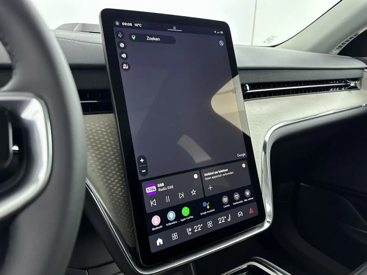Ultra Twin Motor | Geventileerd Charcoal Interieur | Extra Getint Glas | All-season banden | Climate | Pack- Pilot Assist Pack