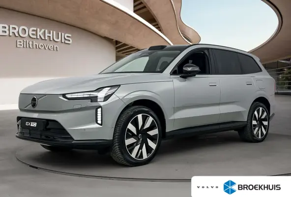 Ultra Twin Motor | Geventileerd Charcoal Interieur | Extra Getint Glas | All-season banden | Climate | Pack- Pilot Assist Pack