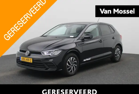 1.0 TSI Life Edition | Draadloze Apple Carplay | Adaptieve cruise control | Lane Assist | Achteruitrij camera | Parkeersensoren Achter | Draadloze telefoonlader  |