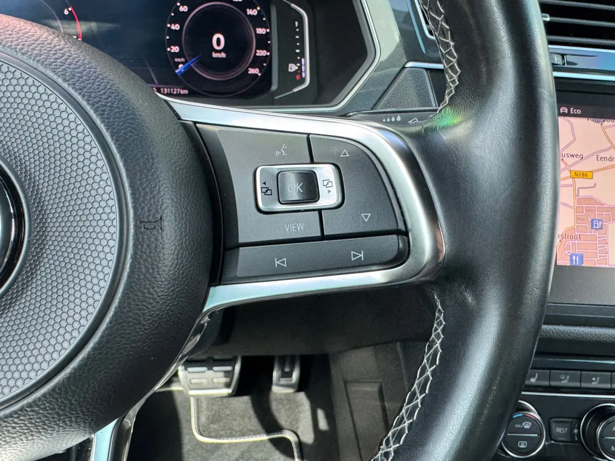 2.0 TSI 4Motion Highline R-Line * Panoramadak * Navigatie * Parkeercamera *