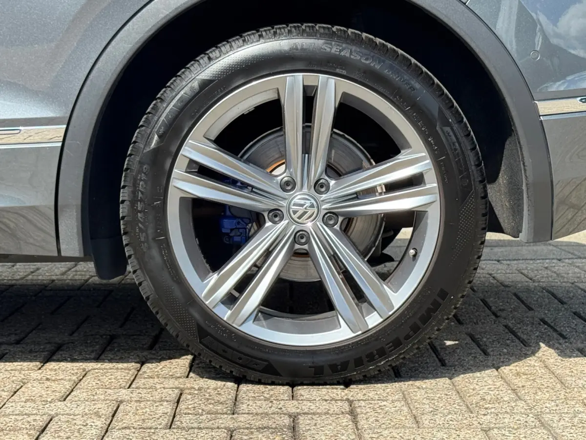 2.0 TSI 4Motion Highline R-Line * Panoramadak * Navigatie * Parkeercamera *