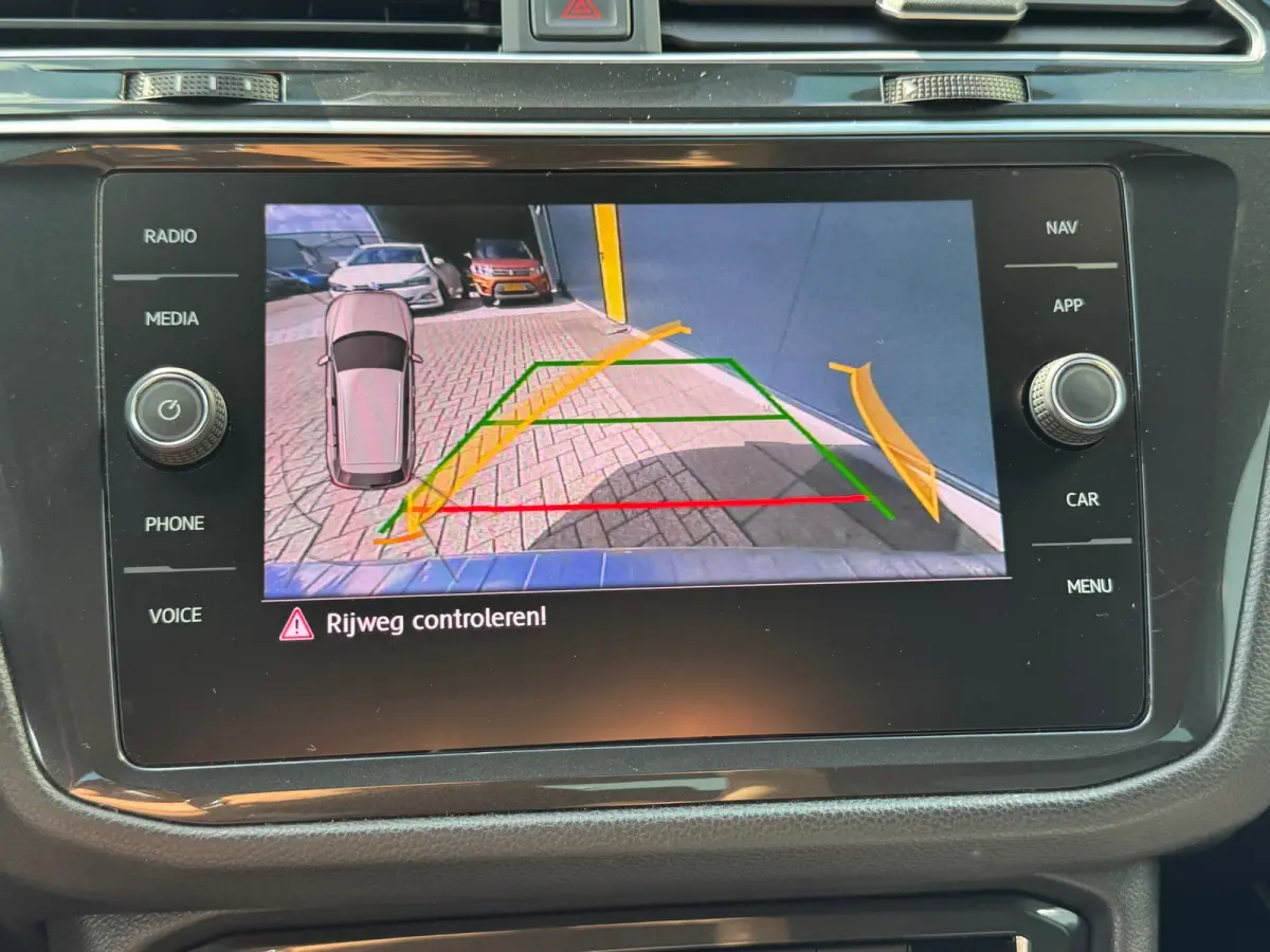 2.0 TSI 4Motion Highline R-Line * Panoramadak * Navigatie * Parkeercamera *