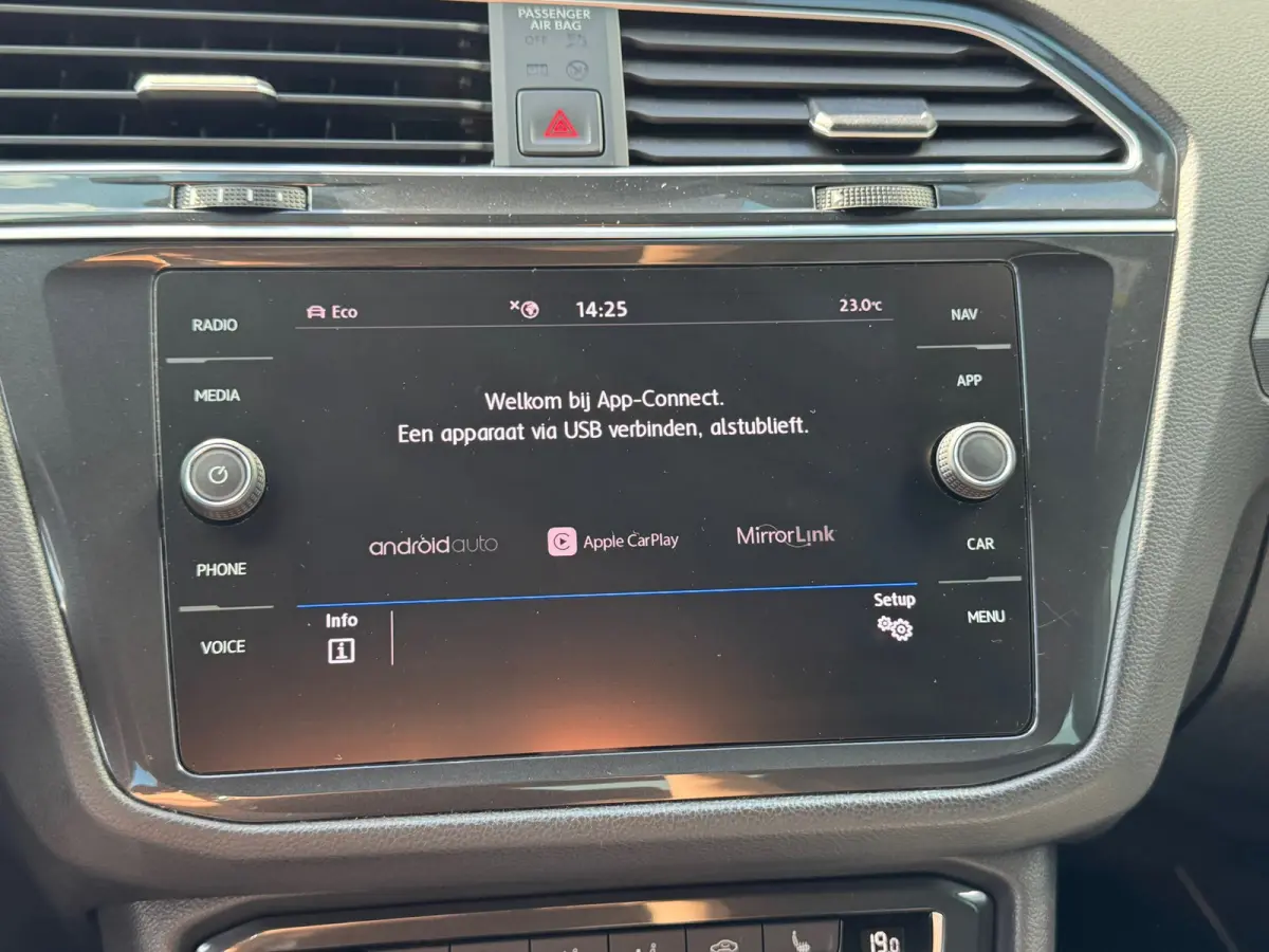 2.0 TSI 4Motion Highline R-Line * Panoramadak * Navigatie * Parkeercamera *
