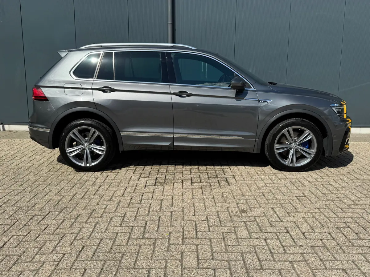 2.0 TSI 4Motion Highline R-Line * Panoramadak * Navigatie * Parkeercamera *