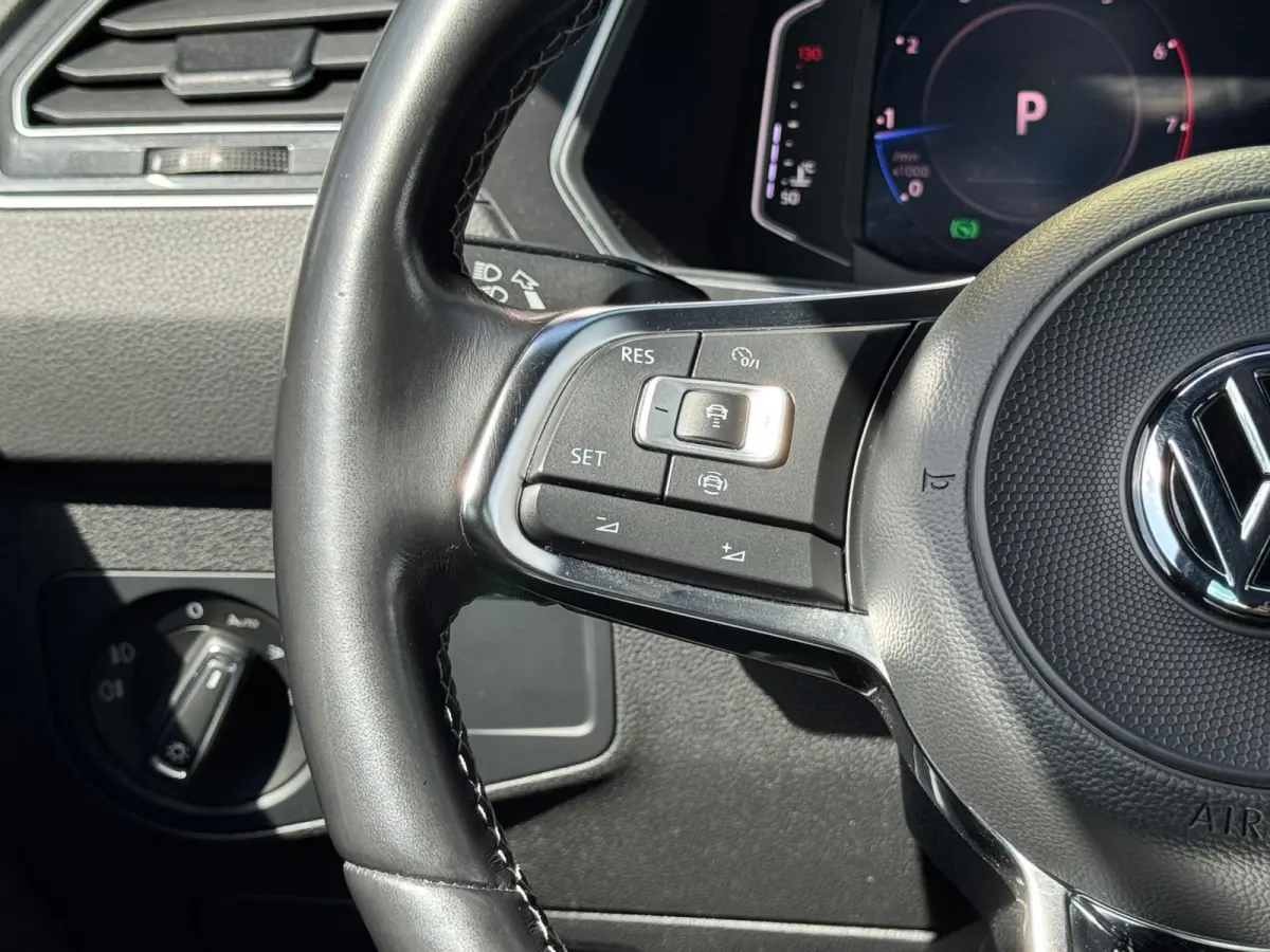 2.0 TSI 4Motion Highline R-Line * Panoramadak * Navigatie * Parkeercamera *