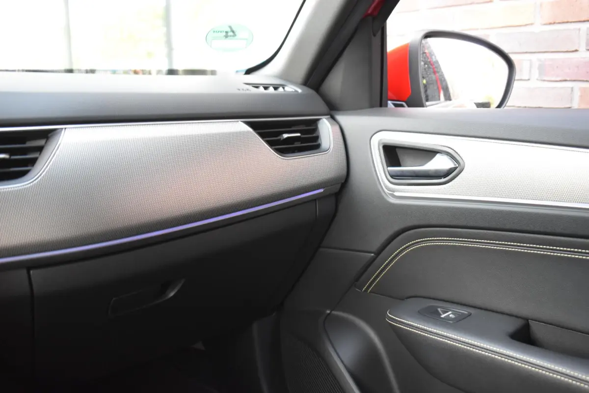 1.6 E-Tech full hybrid 145 techno