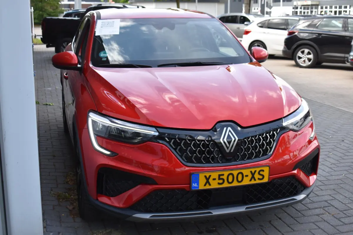 1.6 E-Tech full hybrid 145 techno