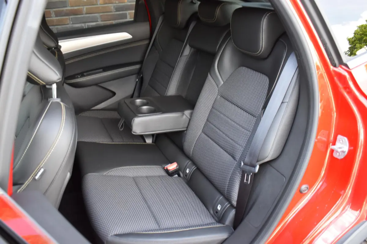 1.6 E-Tech full hybrid 145 techno