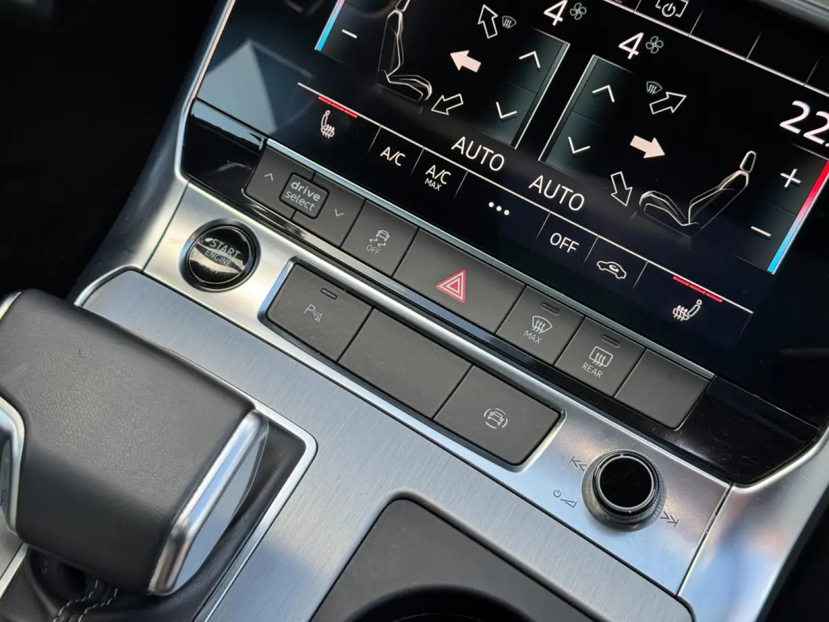 55 TFSI e quattro Competition 3x S-Line Pano