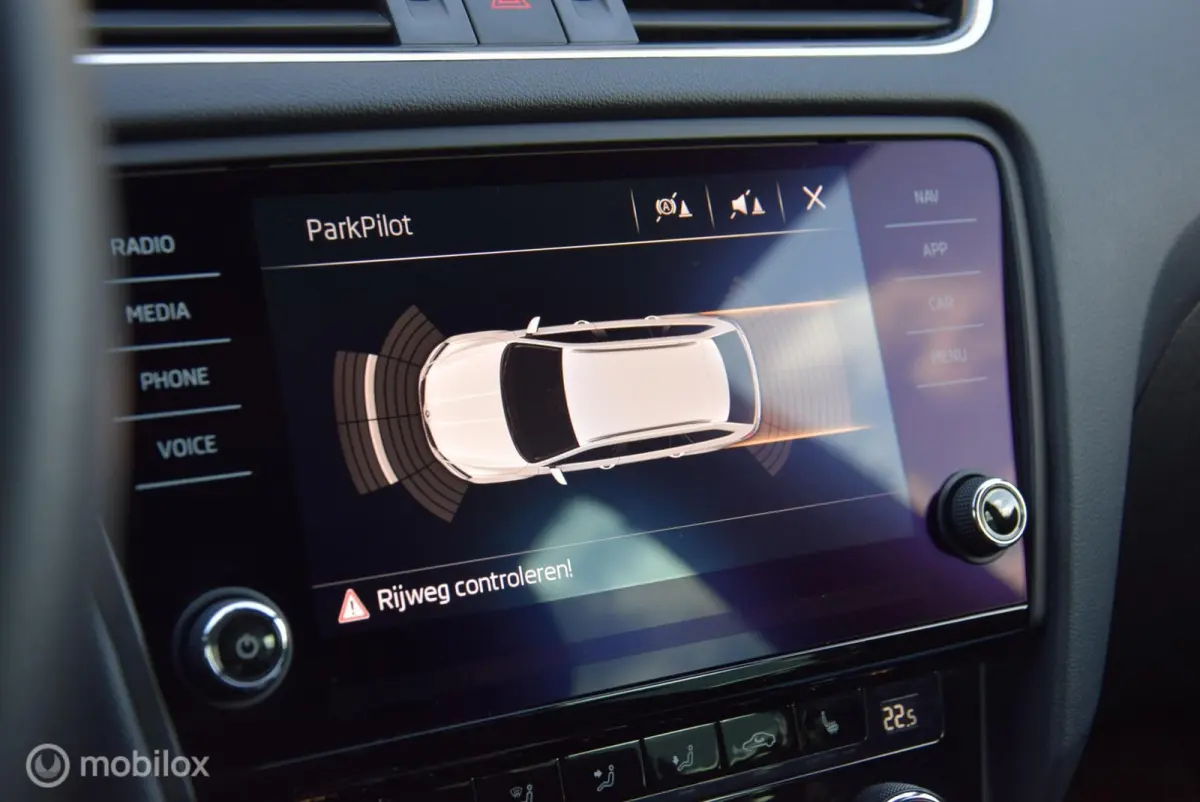 1.0 TSI Greentech Business Edition Trekhaak Apple Carplay/Android auto