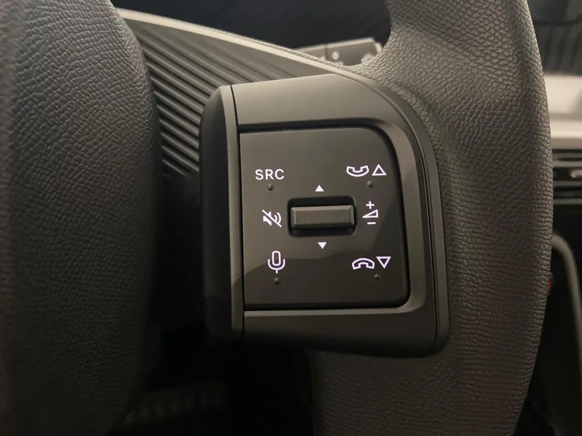You 113pk 44 kWh Zeer zuinig l Airco | Cruise Control | Smartphone Integratie | Direct uit Voorraad Leverbaar!