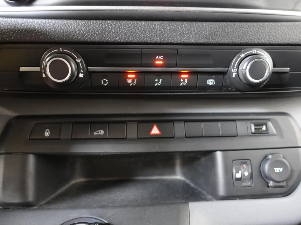 120PK L3 Club Sport Edition Automaat Apple Carplay/Android Auto Navigatie Airco Cruise Control