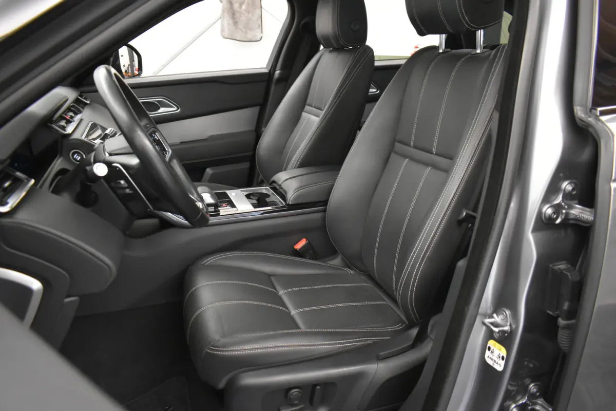 2.0 P400e R-Dynamic Black Pack Pano 360ºCam Meridian Vol Leder Virtual El-A-klep Mem Seat Dhoek