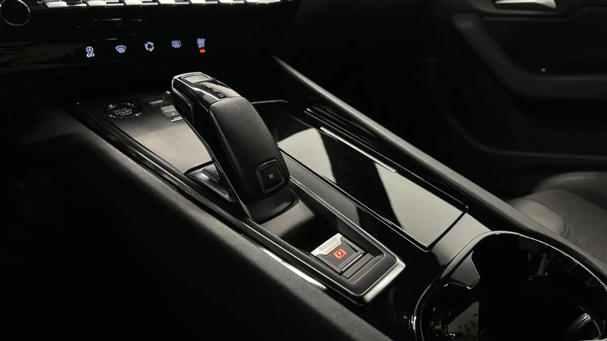 1.2 PureTech Allure Pack Business ECC CRUISE NAVI LM CARPLAY.