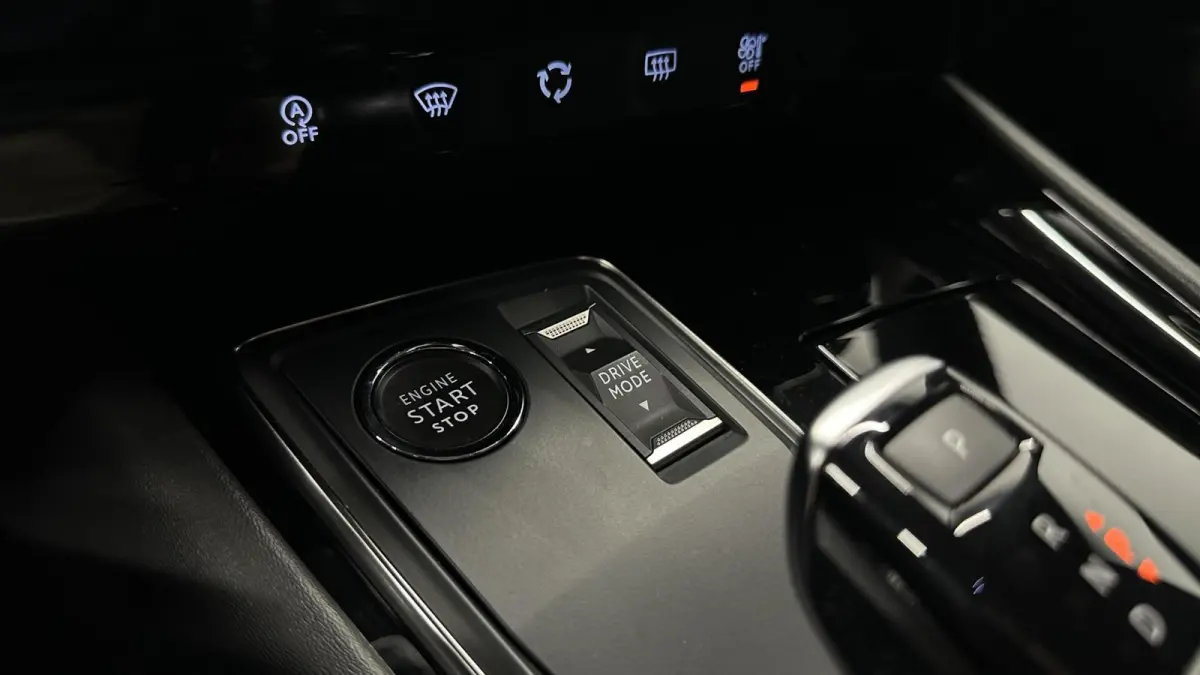 1.2 PureTech Allure Pack Business ECC CRUISE NAVI LM CARPLAY.