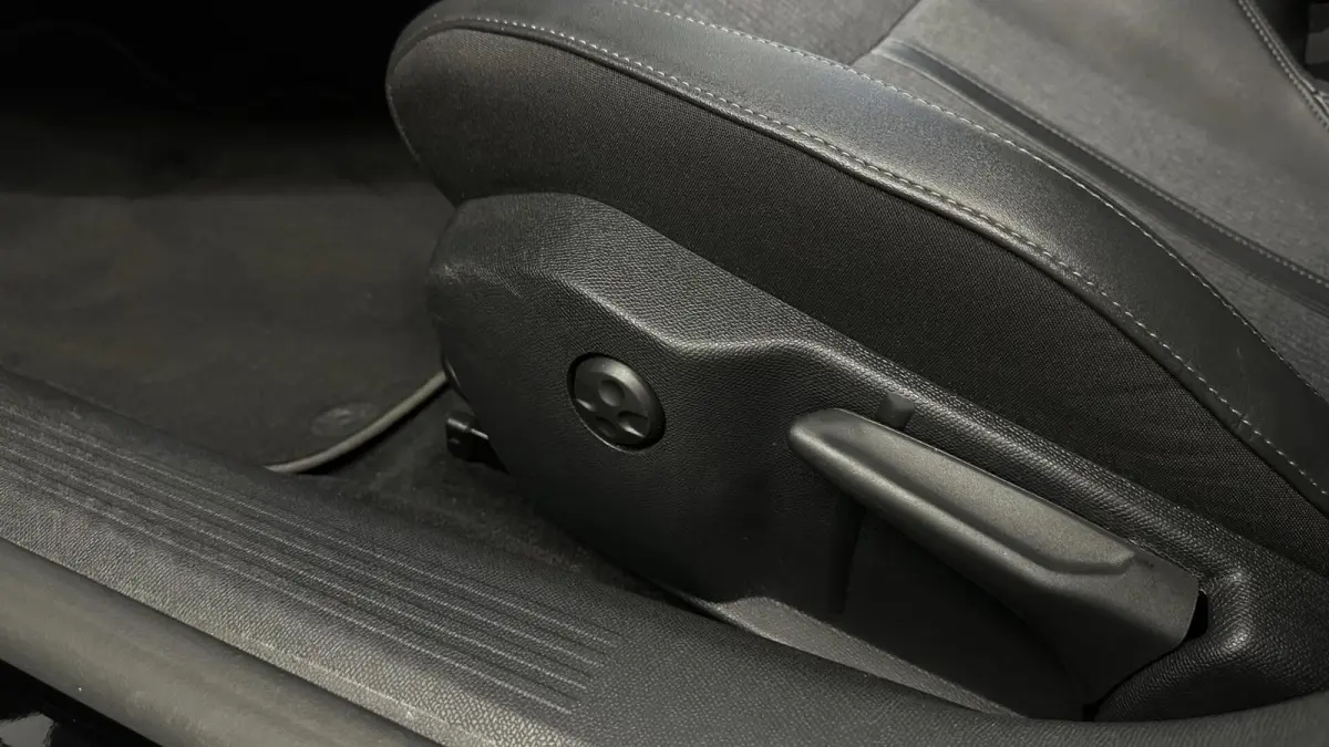 1.2 PureTech Allure Pack Business ECC CRUISE NAVI LM CARPLAY.
