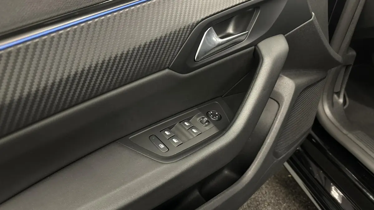 1.2 PureTech Allure Pack Business ECC CRUISE NAVI LM CARPLAY.