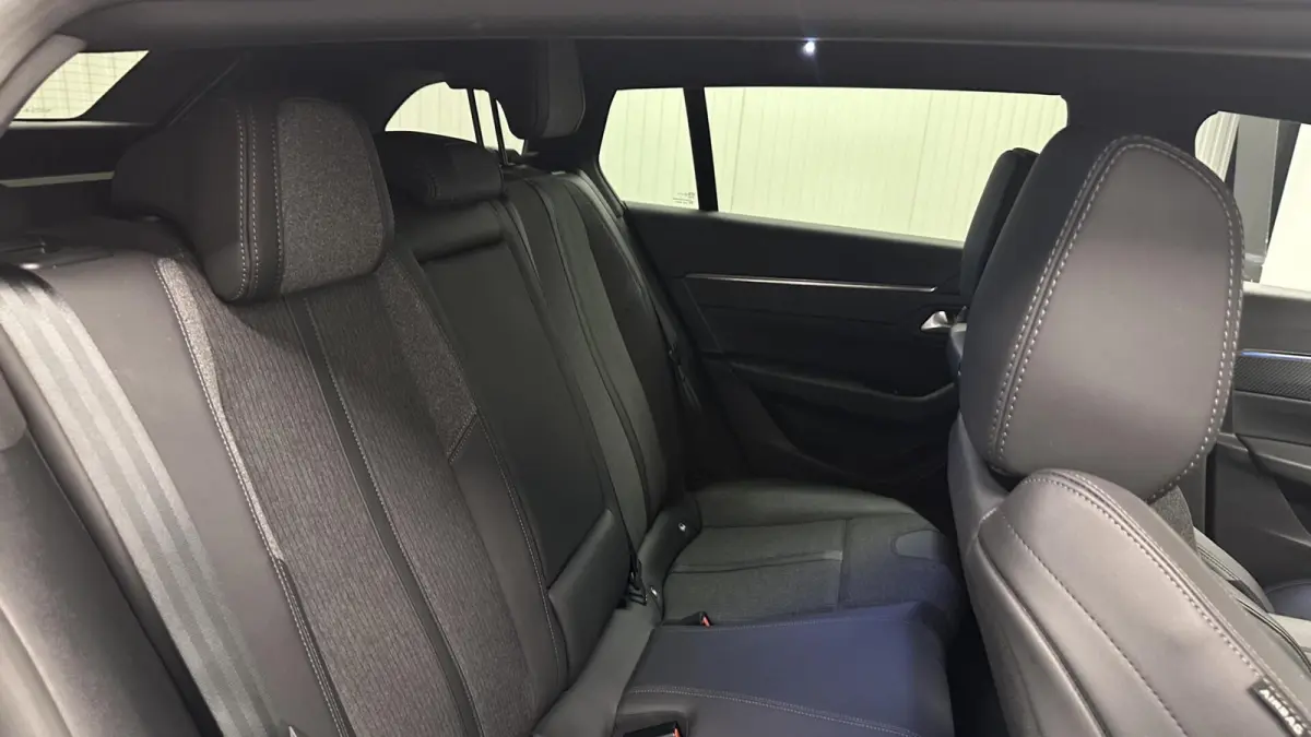 1.2 PureTech Allure Pack Business ECC CRUISE NAVI LM CARPLAY.