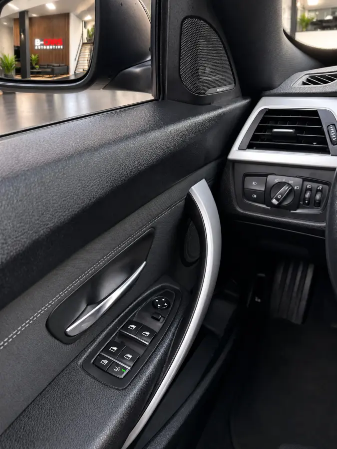 320i Executive Facelift|Xenon|Stoelvw|Idrive|Nap