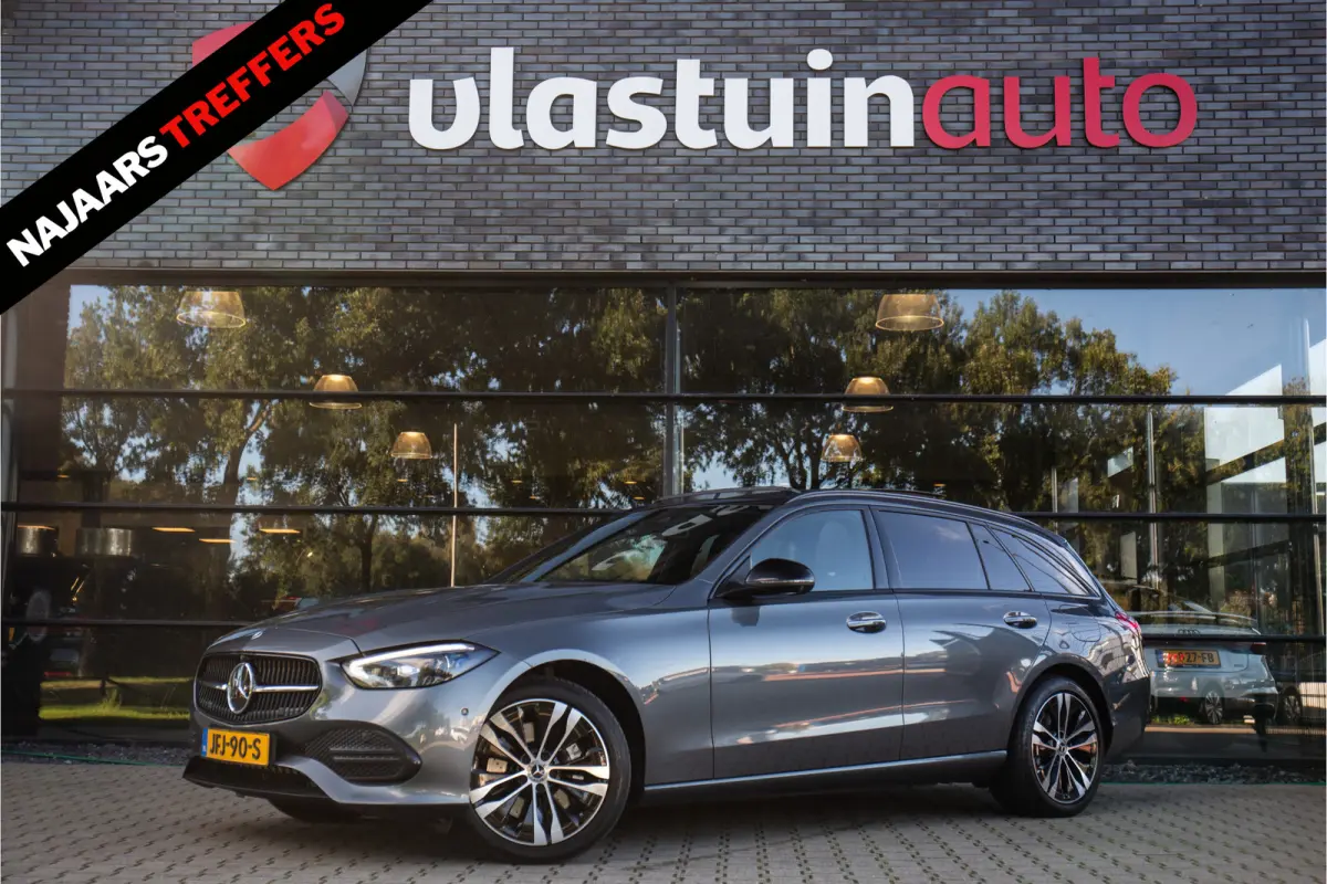 300e Luxury Line , Pano, Stoelventilatie, Adap. Cruise, HUD, Memory