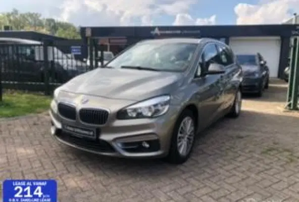 220i