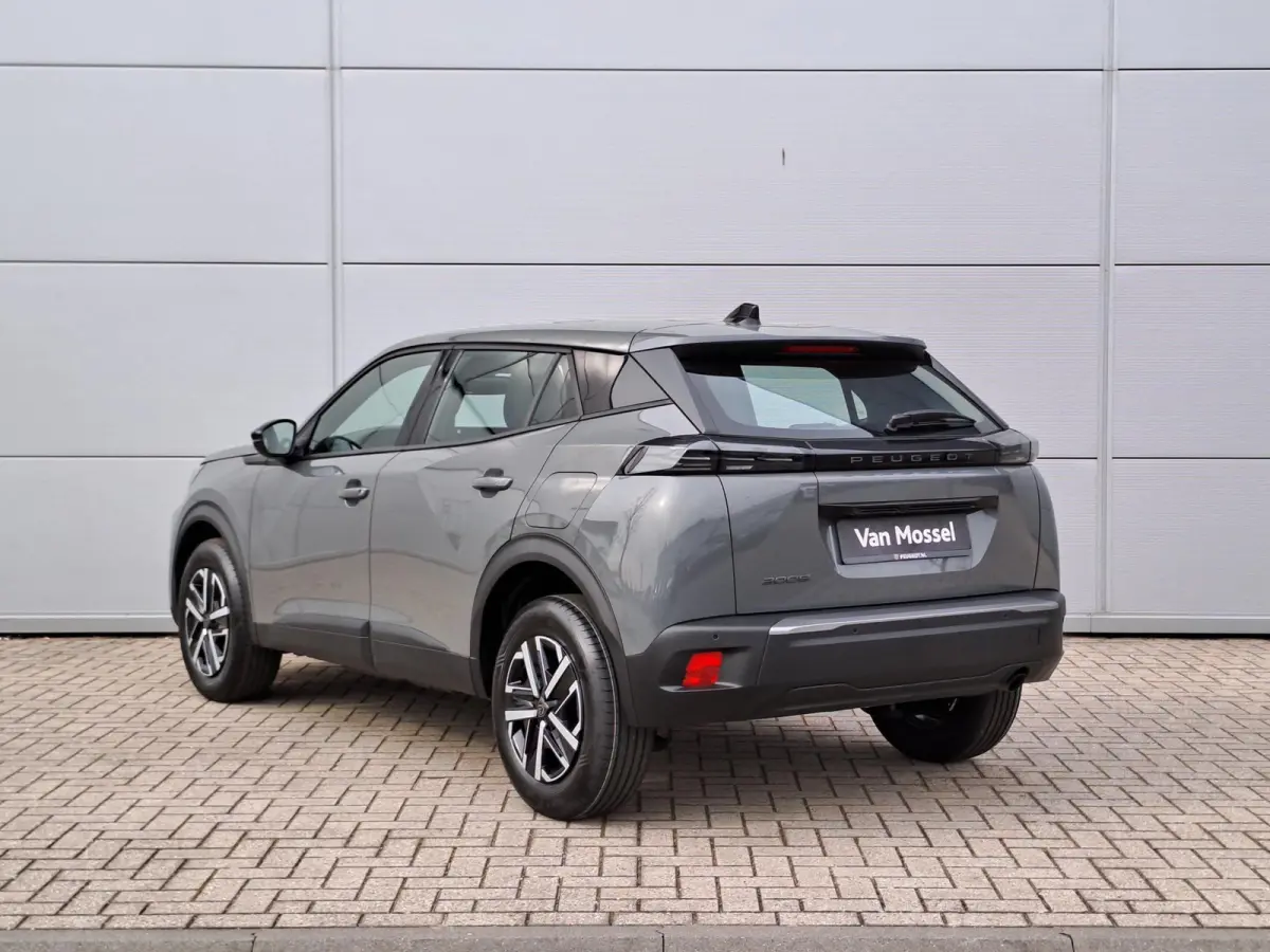 1.2 PureTech 100 Active |  Navigatie | Apple Carplay/Android Auto | Parkeersensoren | Airco | Camera |