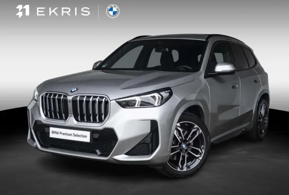 sDrive20i | M Sportpakket | Travel Pack | Verwarmd Stuurwiel | Comfort Access | 	Achteruitrijcamera | Panoramadak | Trekhaak