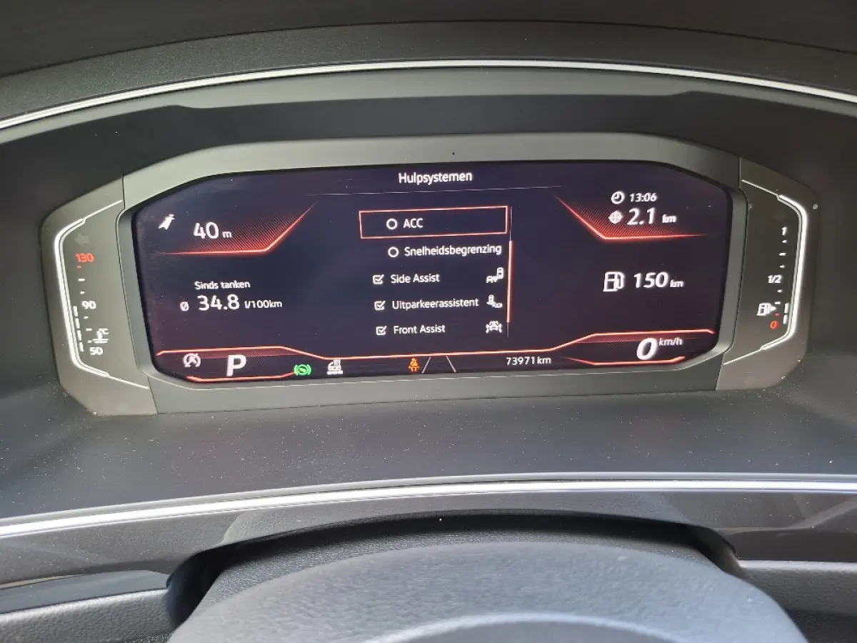 1.5 TSI R-Line Blackstyle * Panoramadak * Stoel/stuurverwarming * Navigatiesysteem