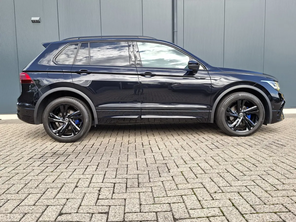 1.5 TSI R-Line Blackstyle * Panoramadak * Stoel/stuurverwarming * Navigatiesysteem