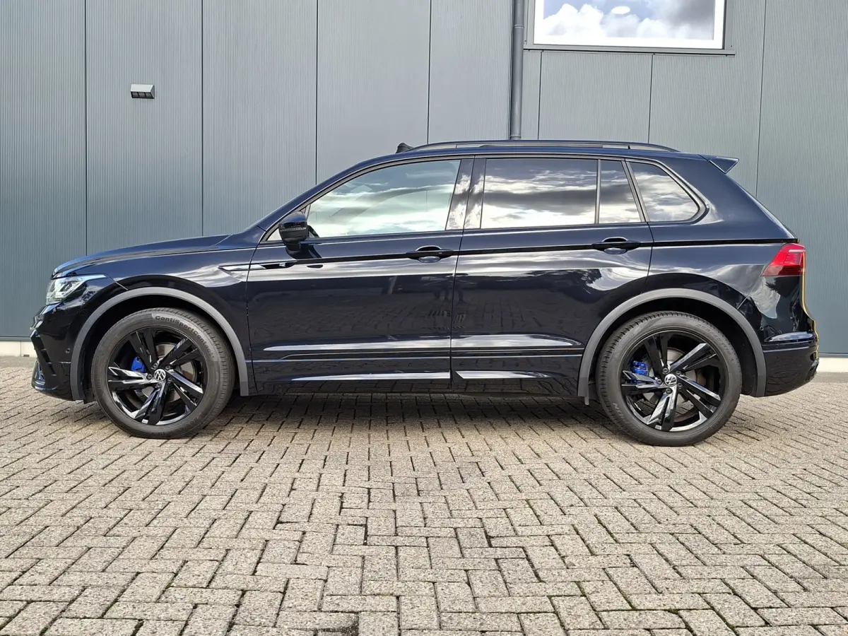 1.5 TSI R-Line Blackstyle * Panoramadak * Stoel/stuurverwarming * Navigatiesysteem