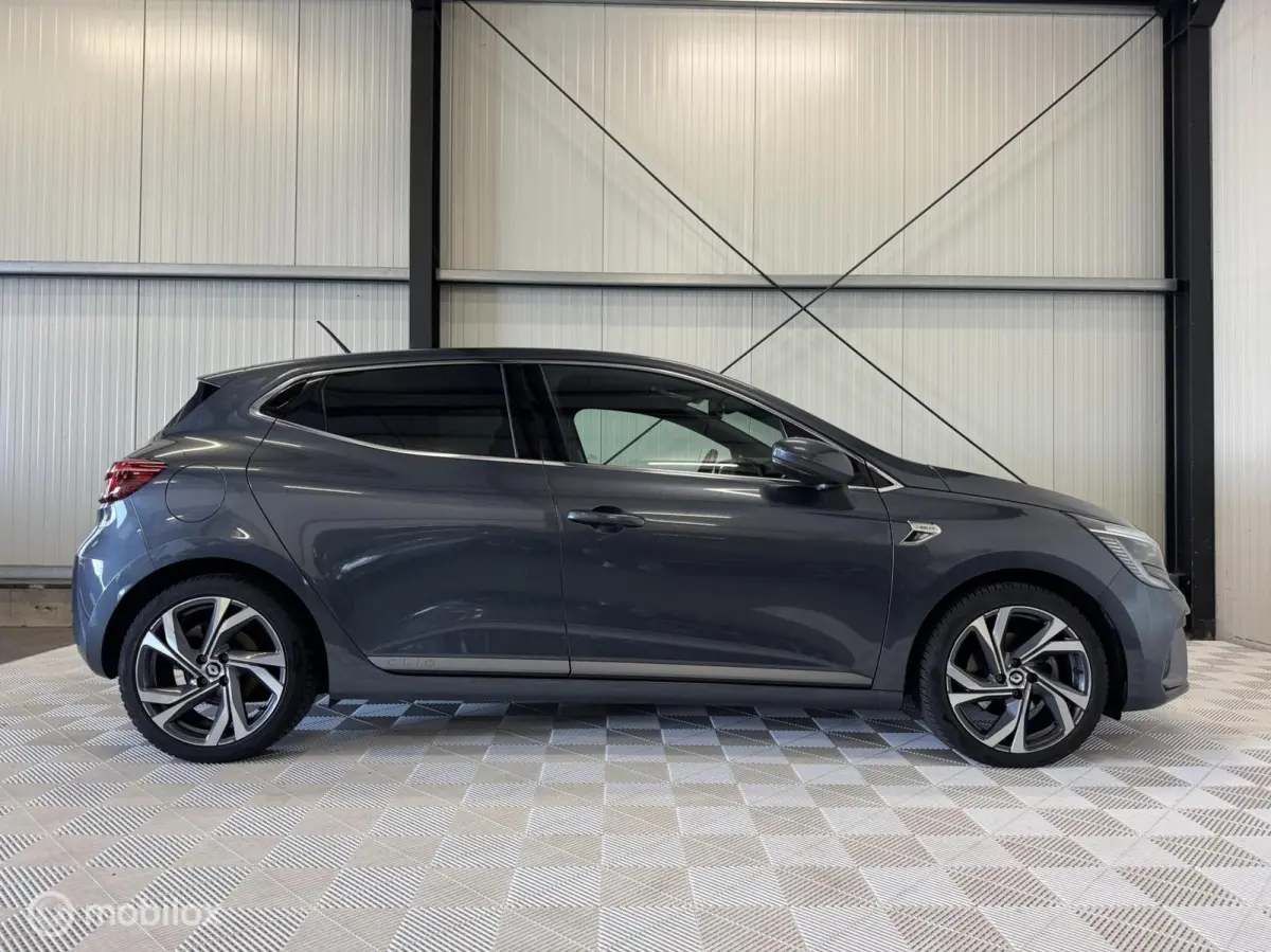 1.6 E-Tech Hybrid 140 R.S. | PDC | Carplay