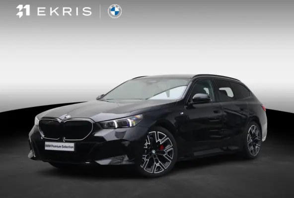 520i M Sportpakket Pro | Verwarmd Stuurwiel | Comfort Access | Elektrische Trekhaak | Panoramadak | Harman-Kardon | Stoelverwarming |