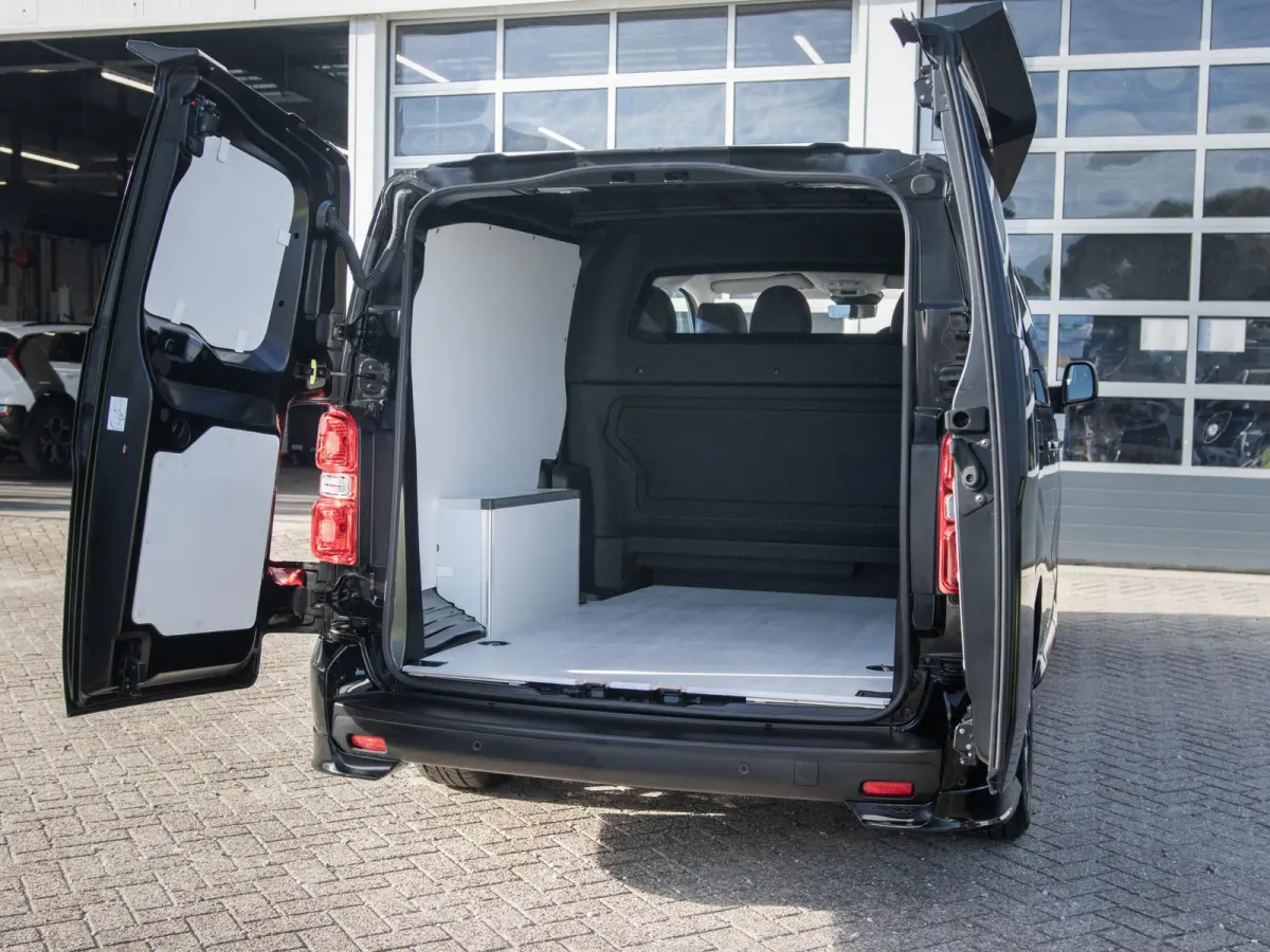 L3 DC 75 kWh | STX | Dyn. Comfort NAV Pack | Schuifdeur Links | Laadruimte Pack | Passagiersstoel | Full LED | Winter Pack